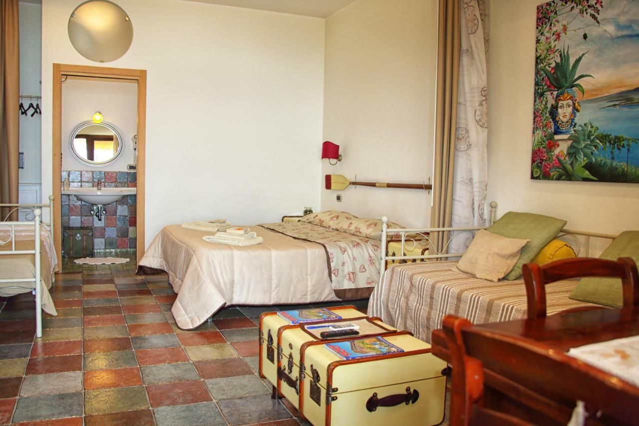 Ferienwohnung Antica Stazione Taormina Exterior foto